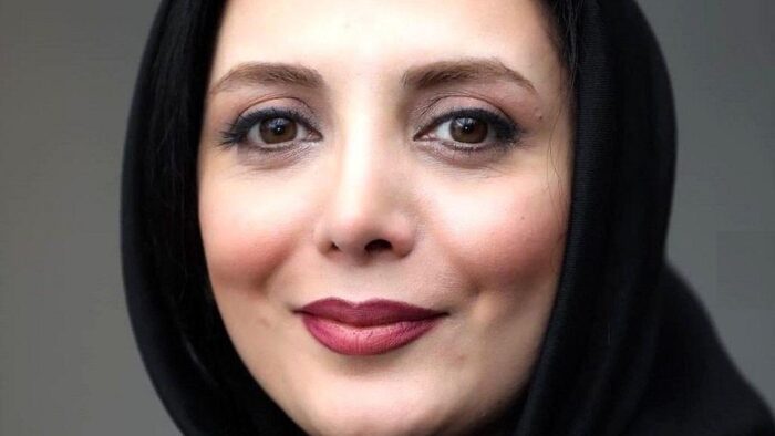 بیوگرافی رویا میرعلمی